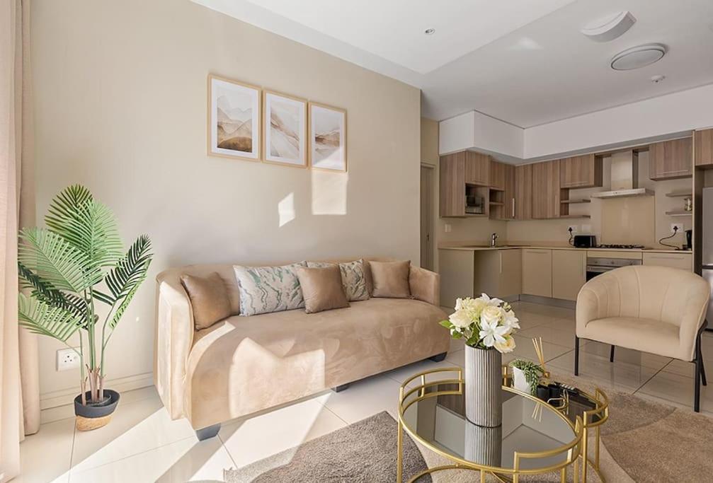 Apartment Adorable With Balcony And Parking